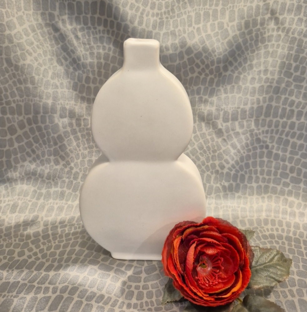 ZGallerie Handcrafted Flat Gourd 7" Vase ~ White Matte Finish